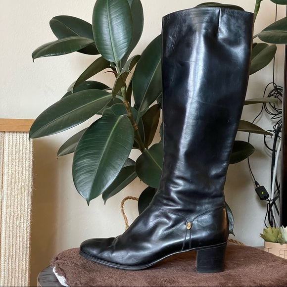 VINTAGE Ferragamo knee high black leather boots - size 9.5/10 - Picture 5 of 17